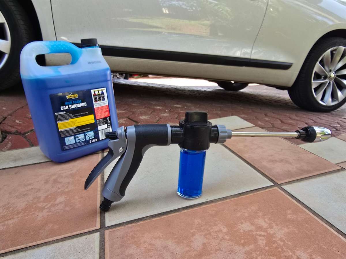 Adjustable Soap Sprayer Adaptor for Garden Hose Pipe