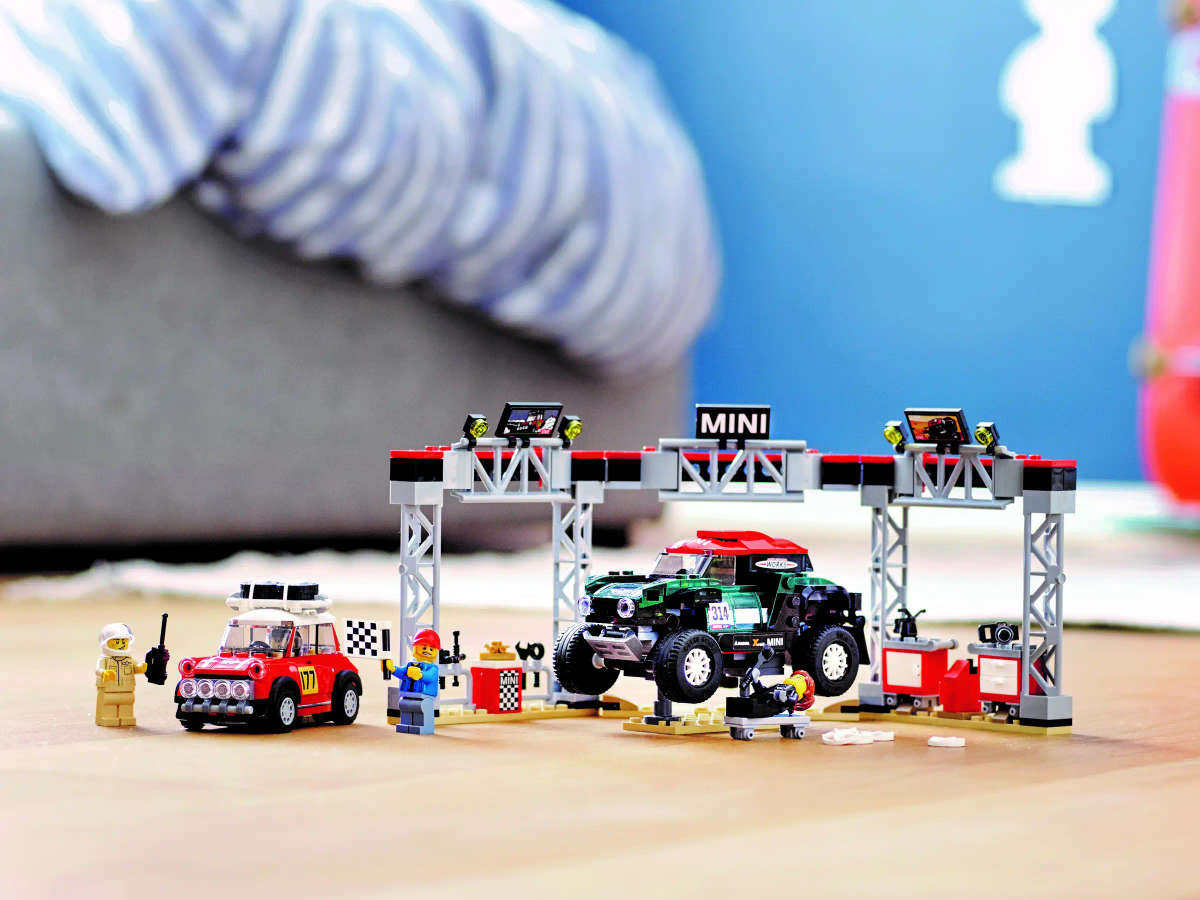 LEGO Speed Champions - 1967 Mini Cooper S Rally and 2018 MINI John Cooper Works Buggy (75894)