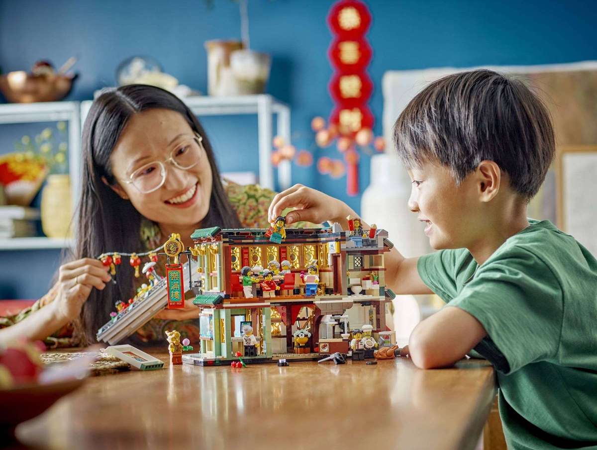 LEGO® - Family Reunion Celebration (80113)