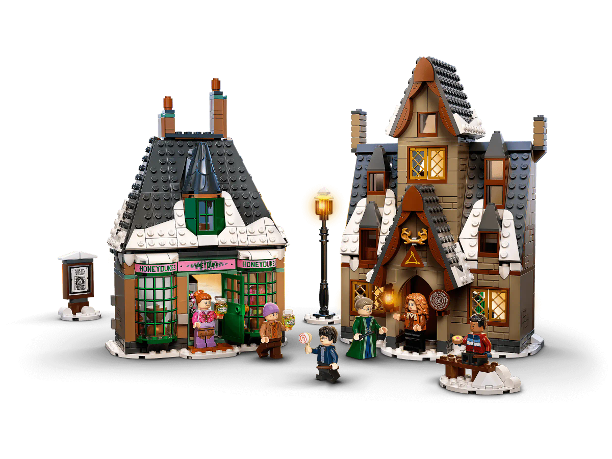 LEGO® Harry Potter - Hogsmeade Village Visit (76388)