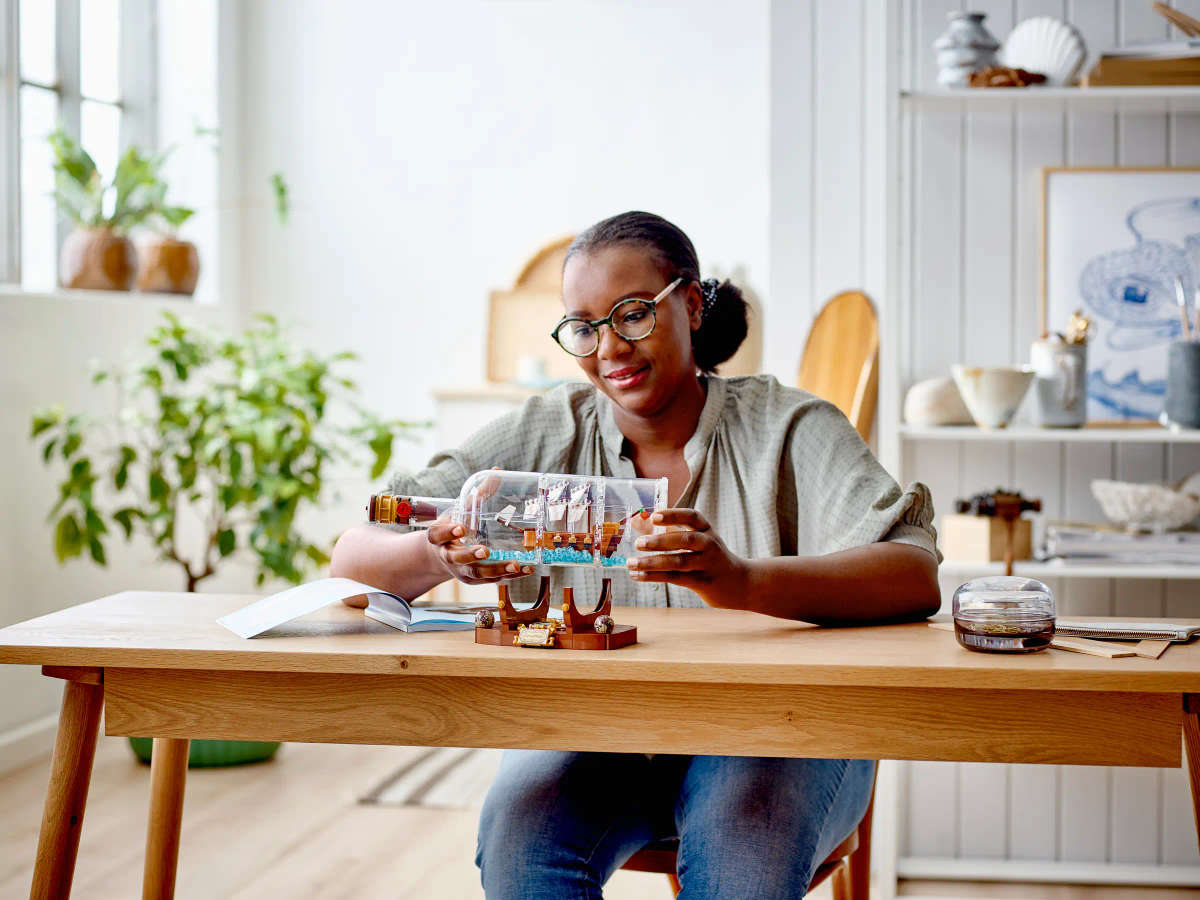 LEGO® Ideas - Ship in a Bottle (92177)