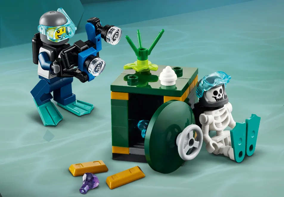 LEGO® Creator 3 in 1 - Sunken Treasure Mission (31130)
