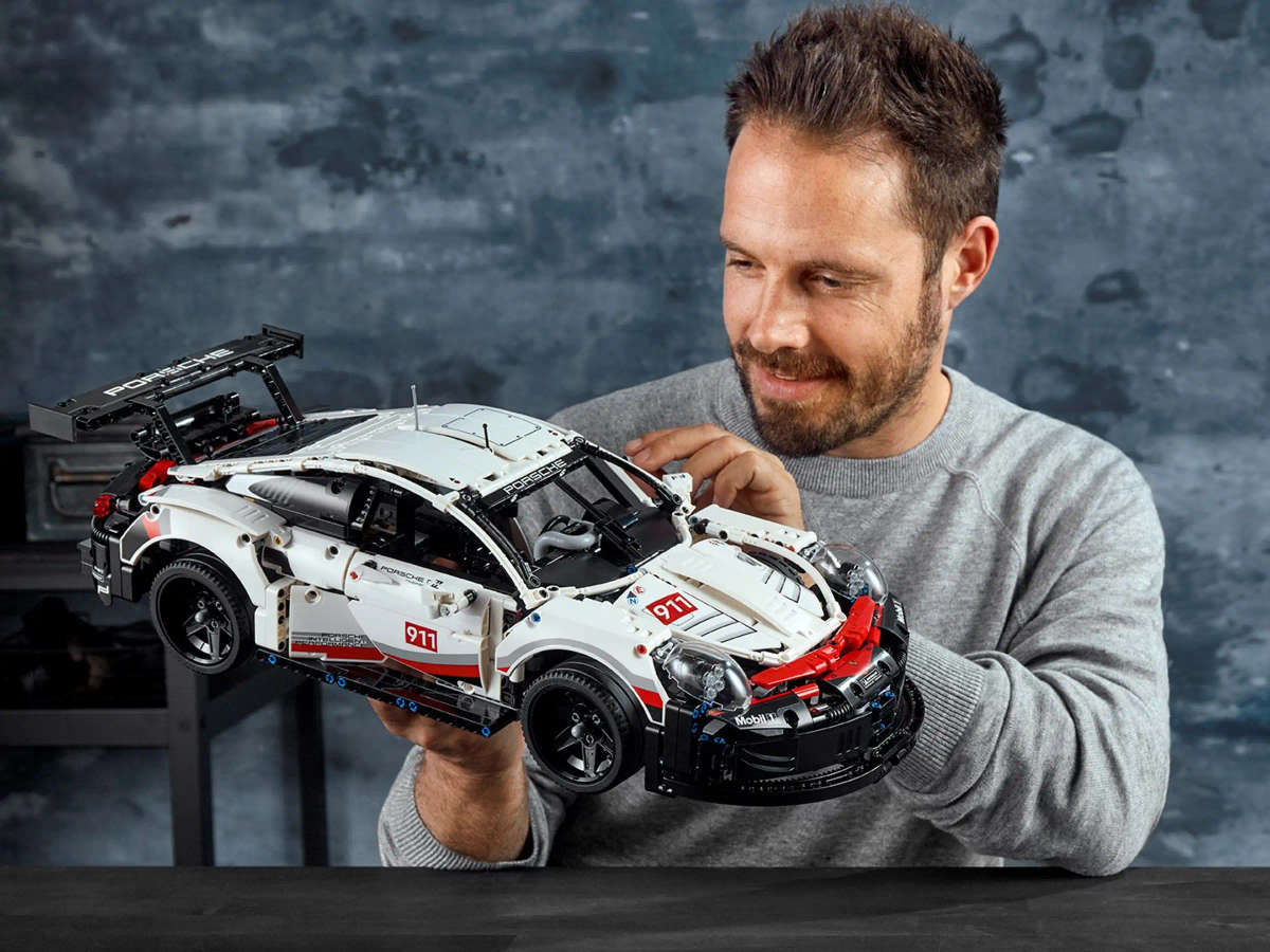 LEGO® Technic - Porsche 911 RSR (42096)
