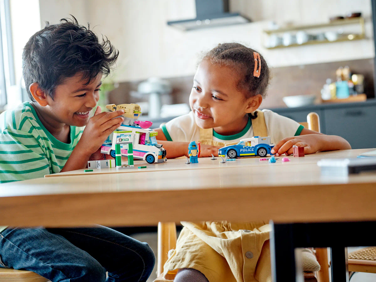 LEGO® City - Ice Cream Truck Police Chase (60314)