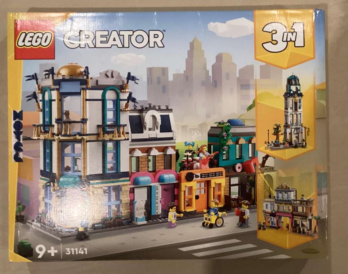 LEGO® Creator 3-in-1 Main Street (31141)