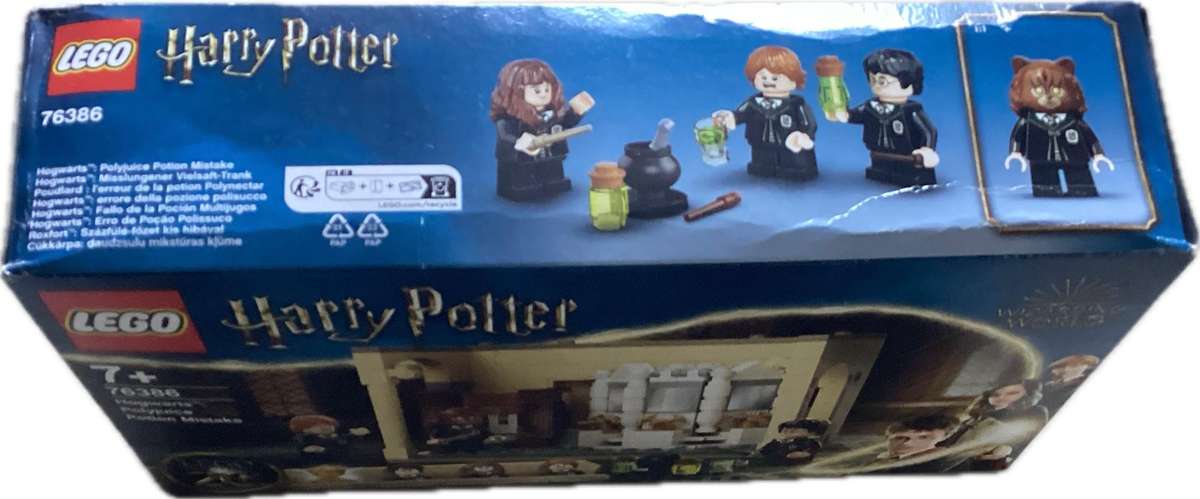 LEGO® Harry Potter - Hogwarts: Polyjuice Potion Mistake (76386)