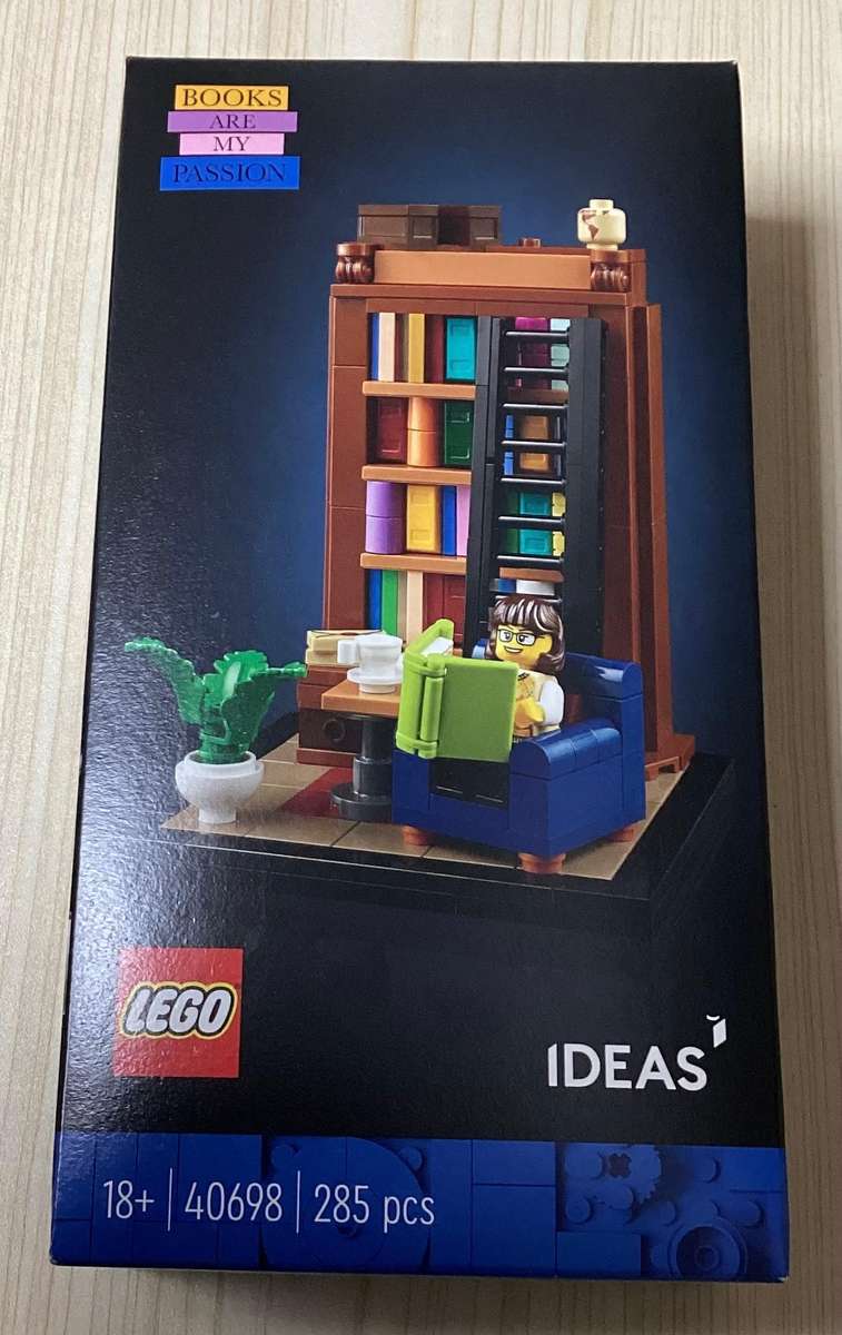 LEGO® Ideas - Books Are My Passion (40698)