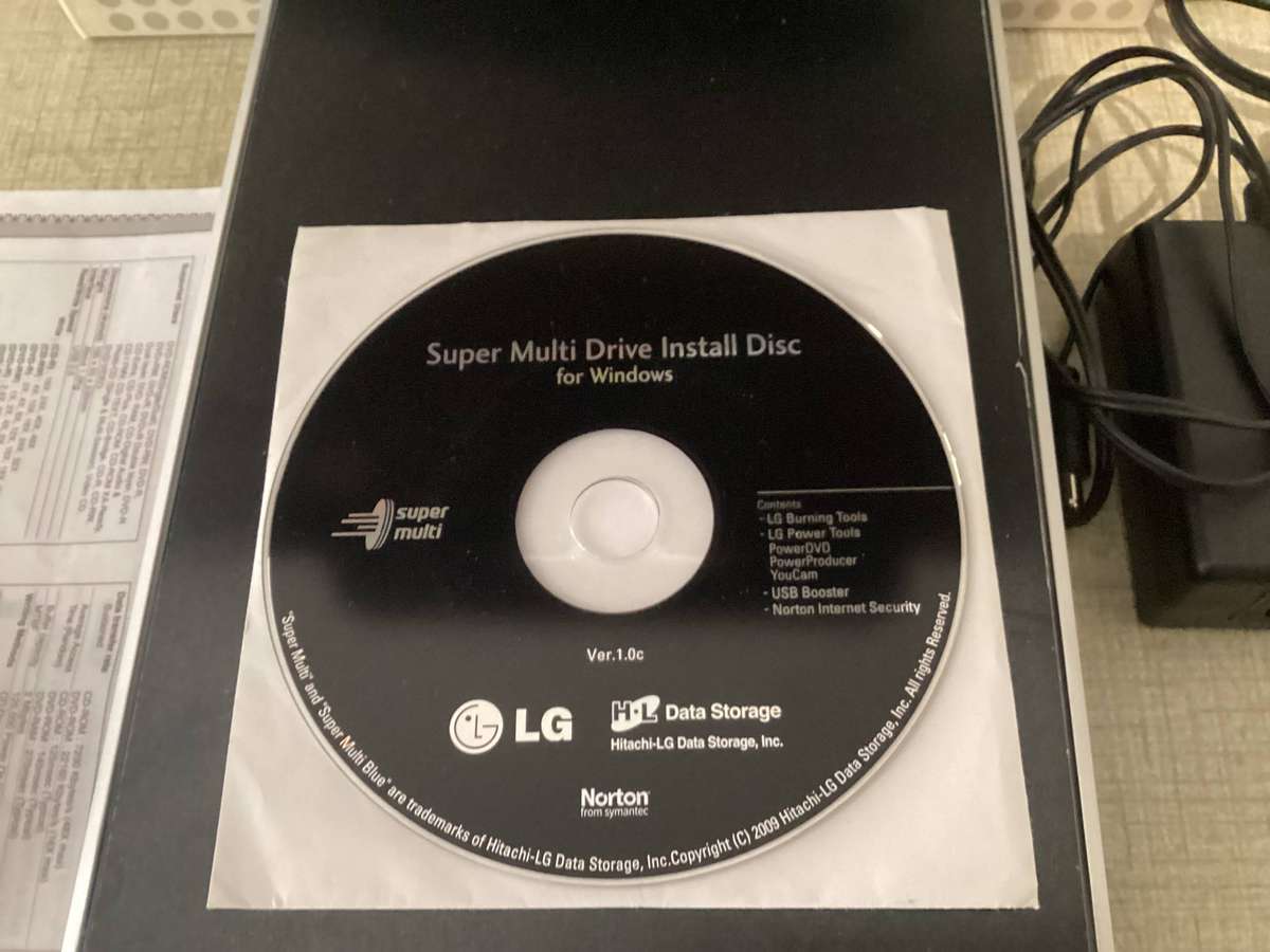 LG External GE20 20x Super Multi DVD Rewriter