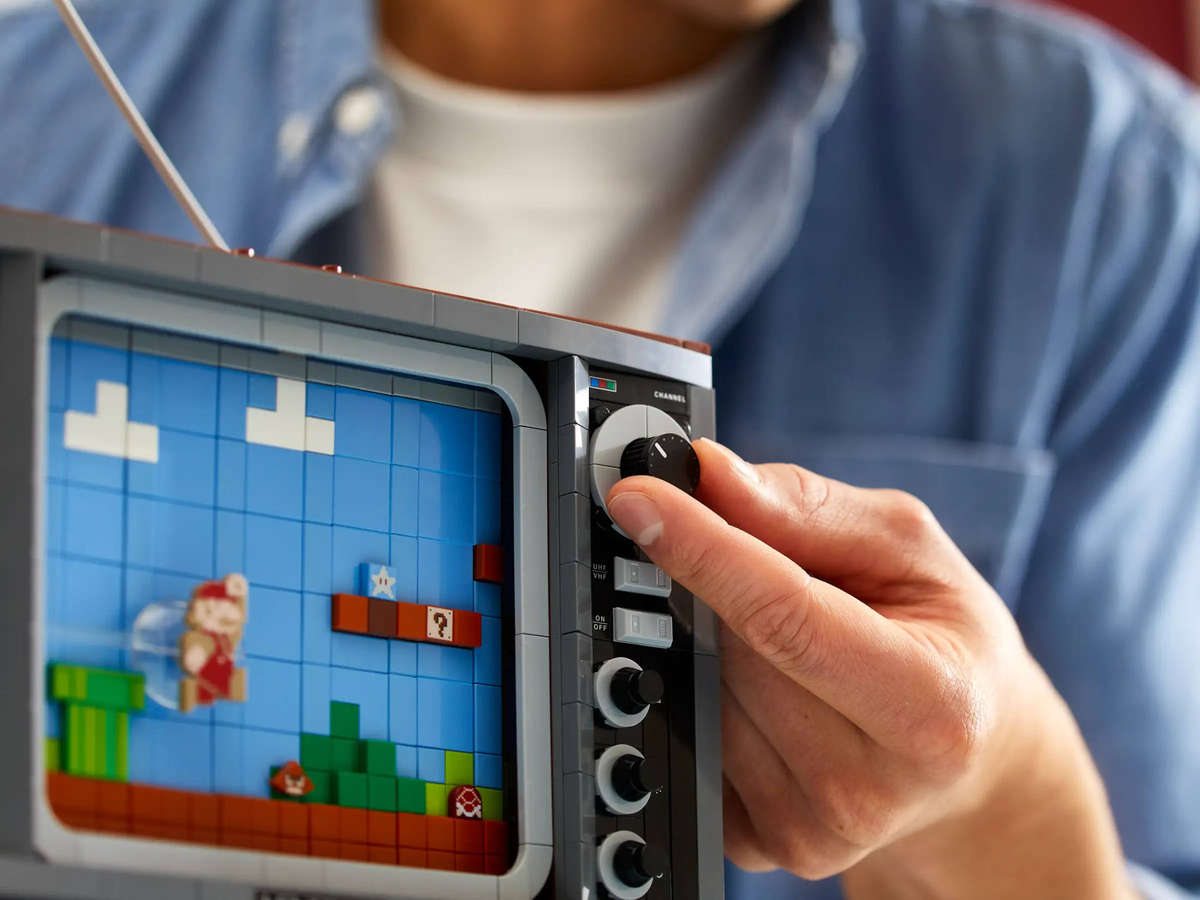 LEGO® Super Mario - Nintendo Entertainment System (71374)
