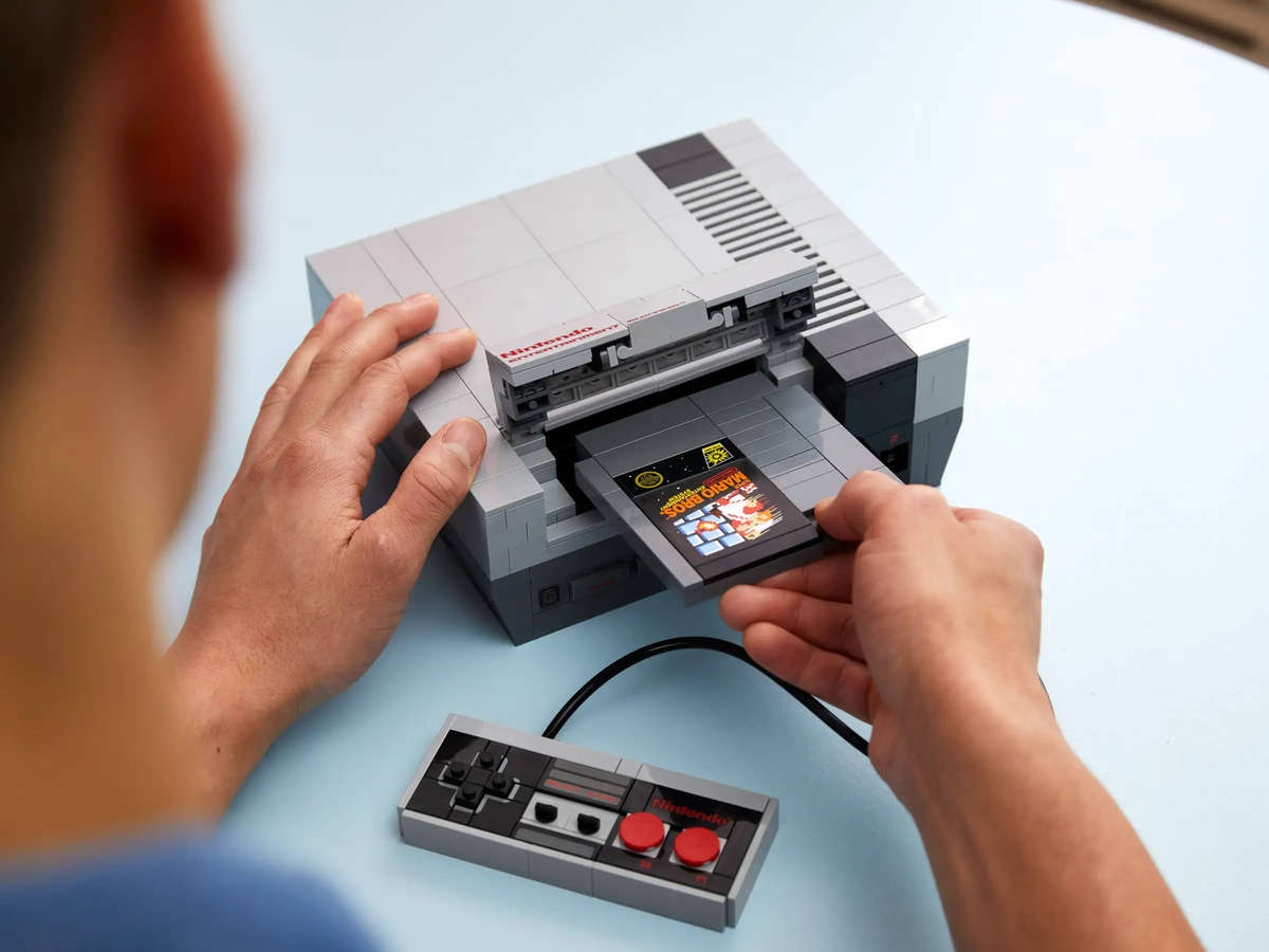 LEGO® Super Mario - Nintendo Entertainment System (71374)
