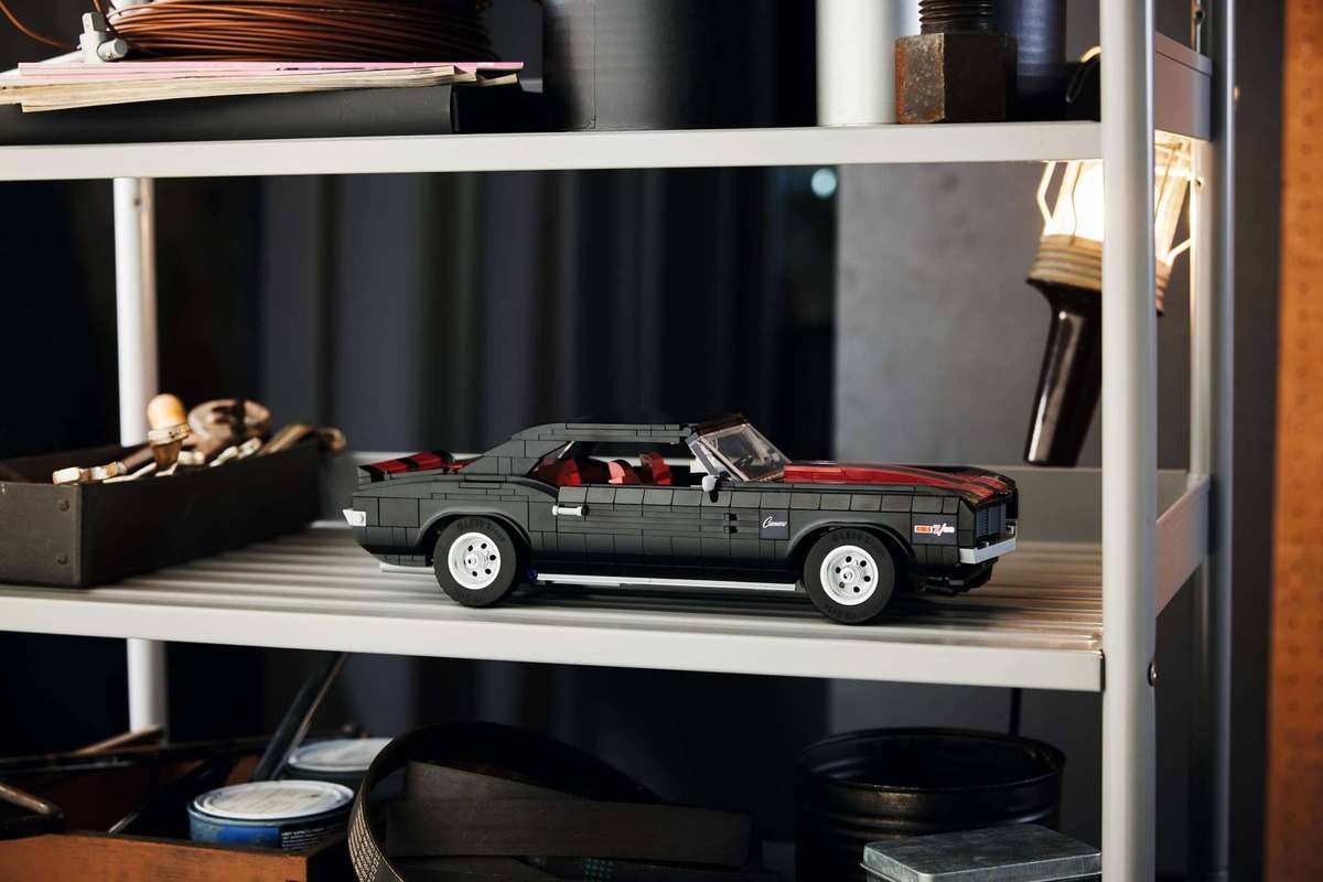 LEGO® Icons - Chevrolet Camaro Z28 (10304)
