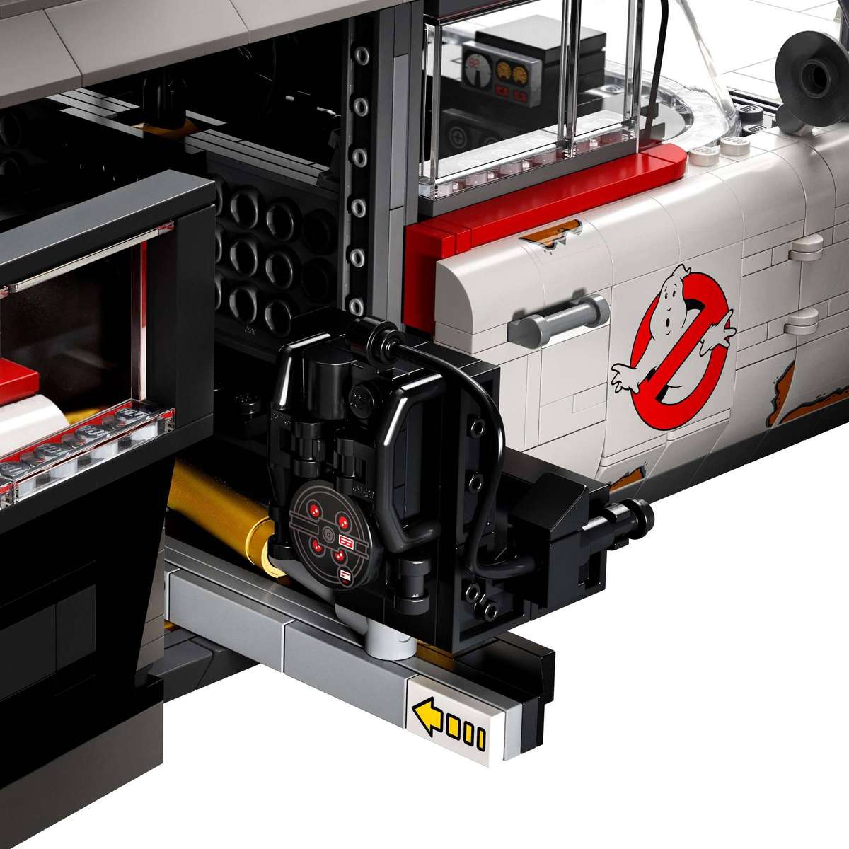LEGO® Icons - Ghostbusters ECTO-1 (10274)