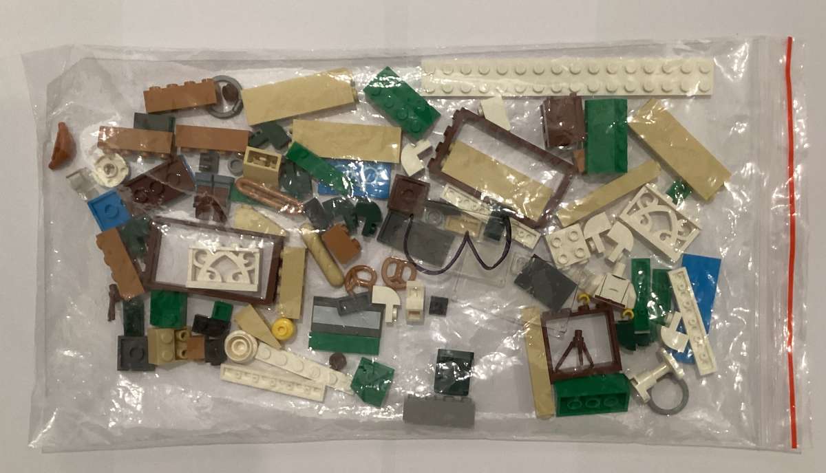 LEGO® City - Shopping Street (60306) - Pre-owned