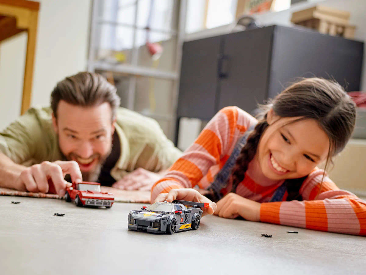 LEGO® Speed Champions - Chevrolet Corvette C8.R Race Car and 1969 Chevrolet Corvette (76903)