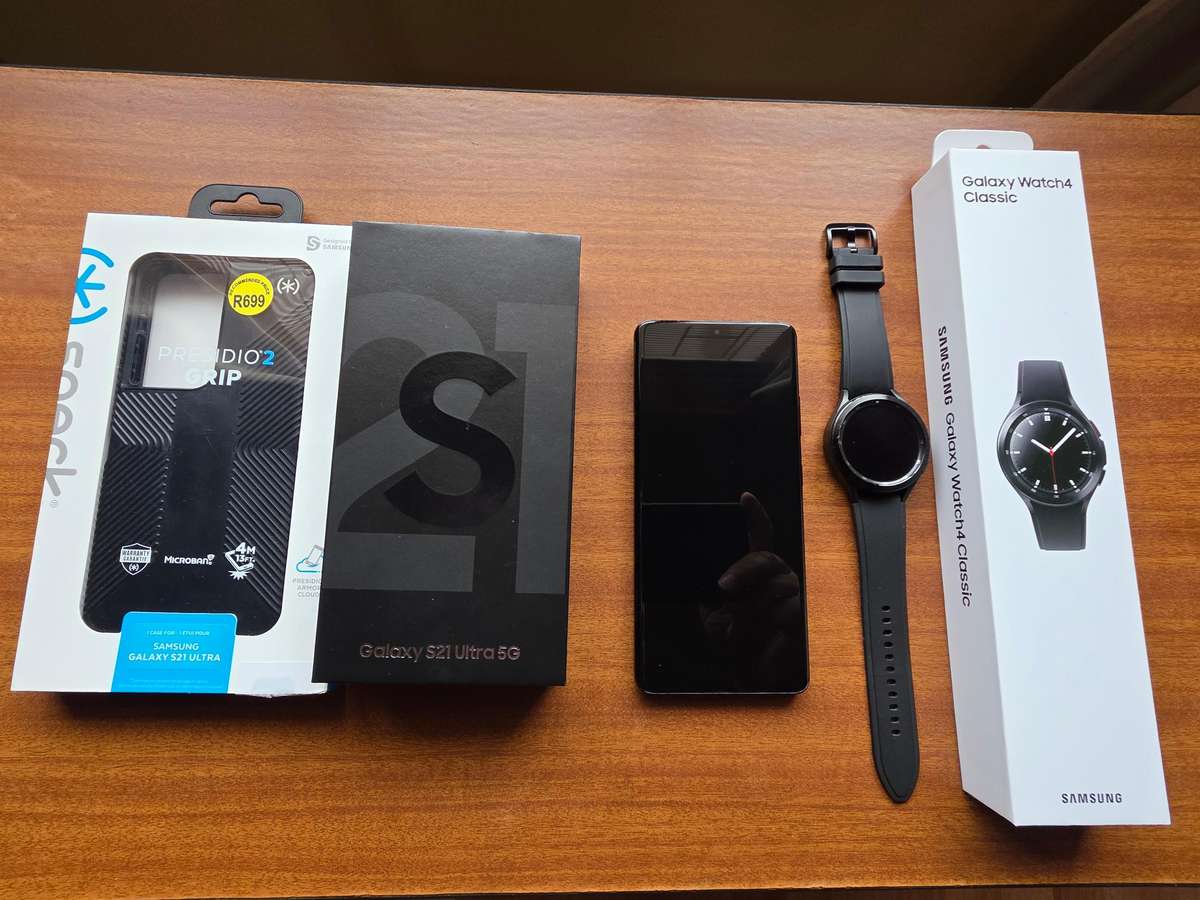 Samsung S21 Ultra 5G 256 GB Black and Galaxy Watch 4 Classic
