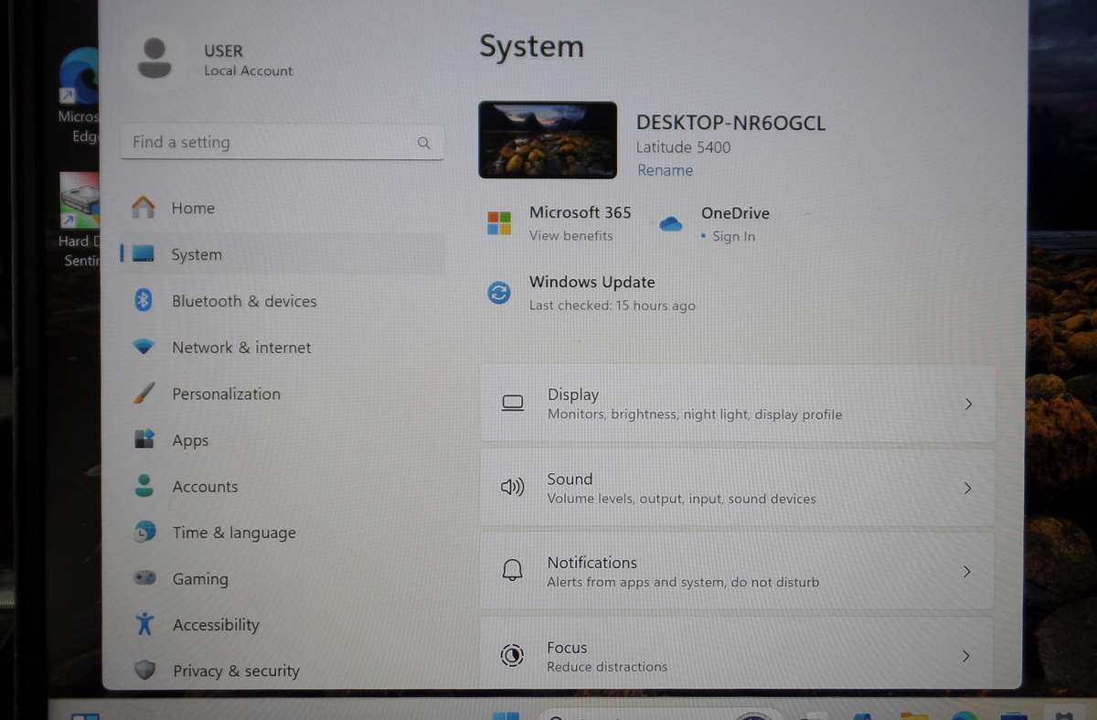 Dell Latitude 5400 Core i5 8th Gen 1TB M.2 NVME SSD 8GB RAM Windows 11 Pro