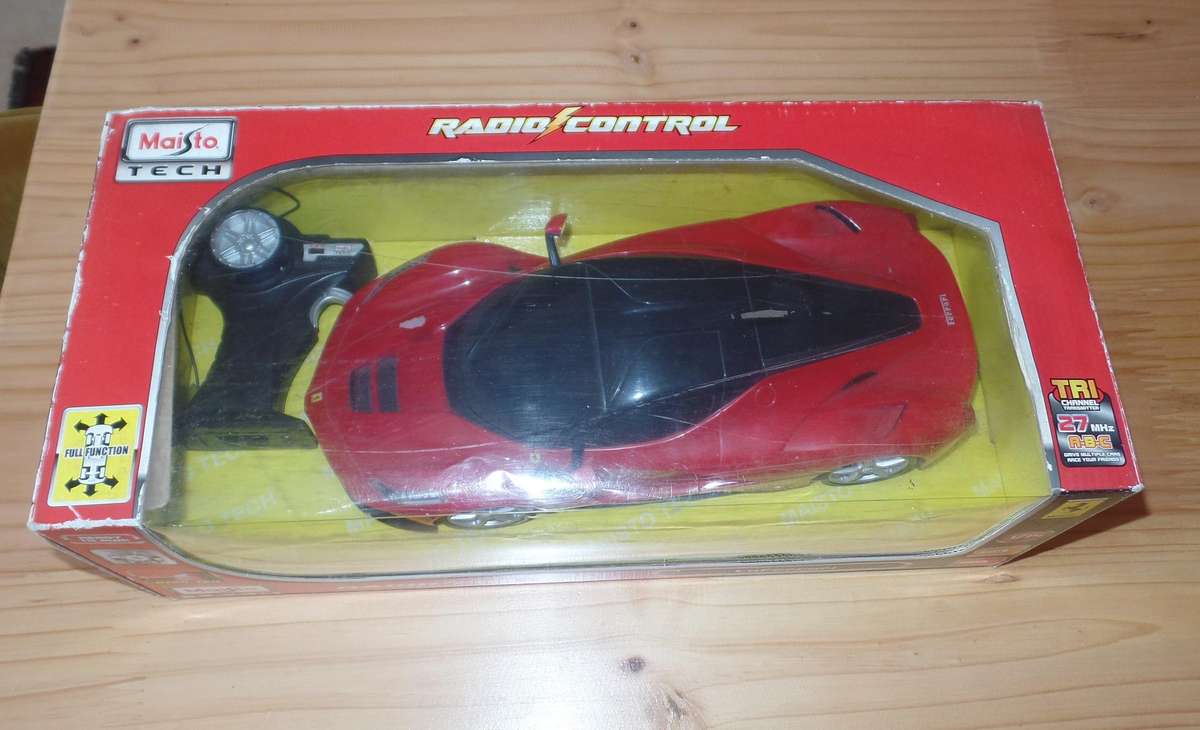 Puma Scuderia Ferrari Bundle