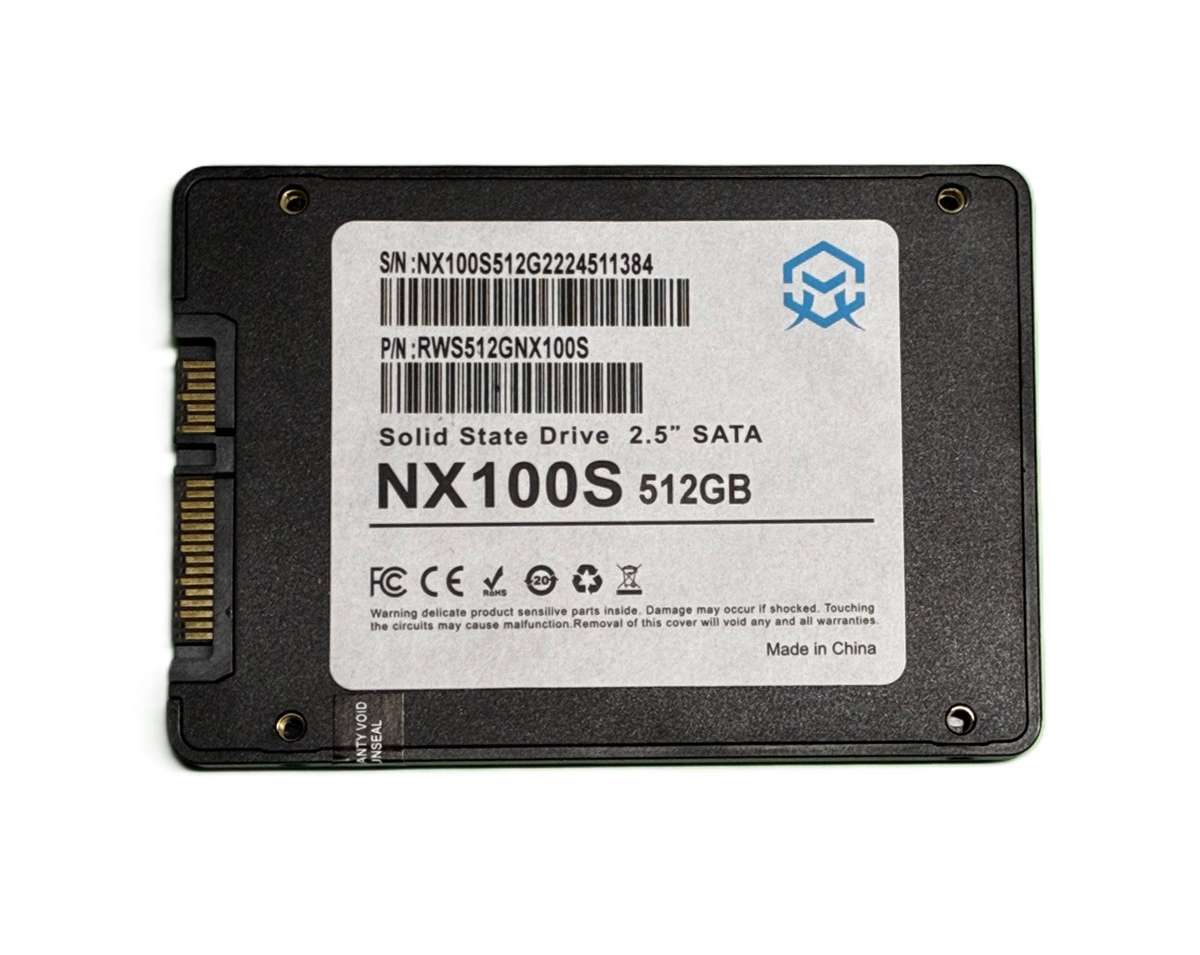 ROGUEWARE 512GB SATA 600 2.5 SSD *ONLY 16 DAYS POWER ON TIME*