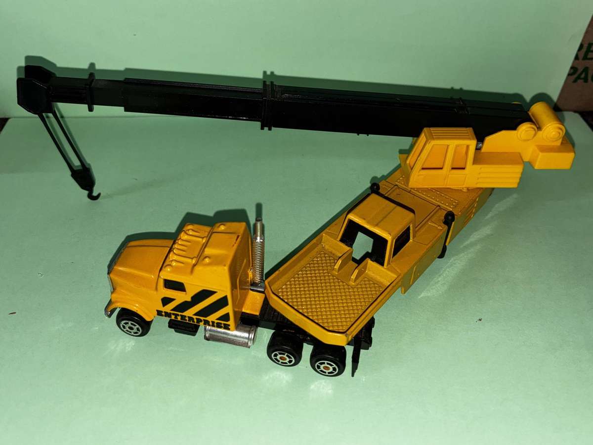Majorette Truck & Crane Trailer 1:87 (H0) Scale