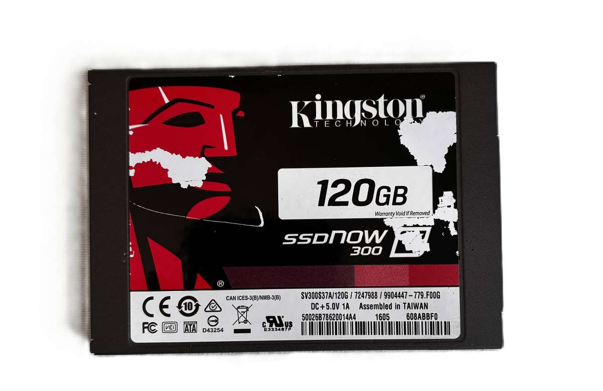 KINGSTON 120GB SATA 2.5 SSD *ONLY 28 DAYS POWER ON TIME*