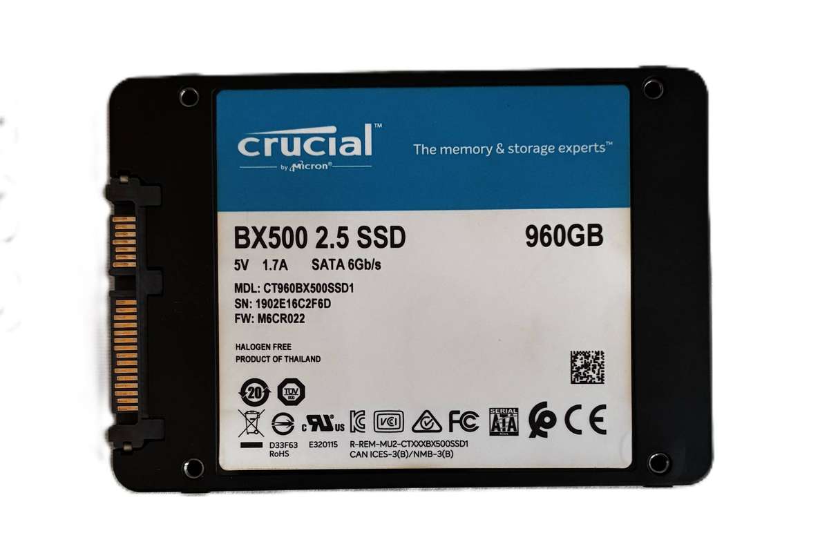 CRUCIAL 960GB SATA 2.5 *READ FULL DESCRIPTION*