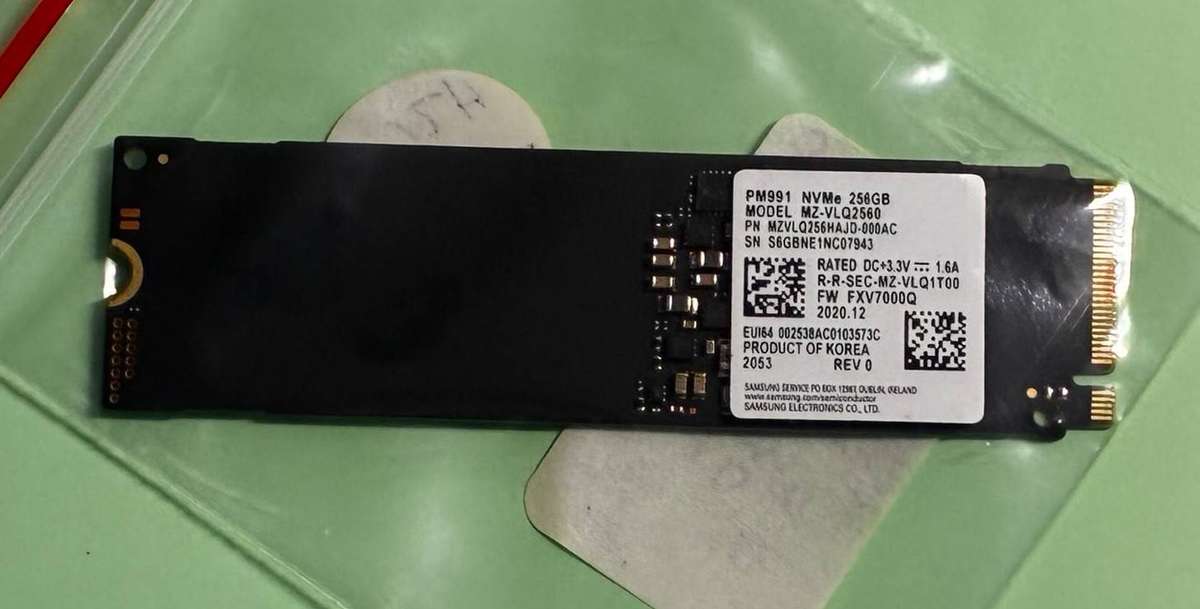 SAMSUNG PM991 256GB M.2 2280 NVME SSD *ONLY 44 DAYS POWER ON TIME*