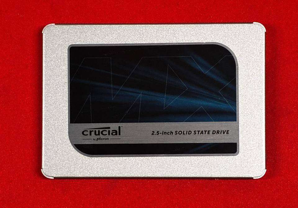 CRUCIAL MX500 500GB SATA 2.5 SSD