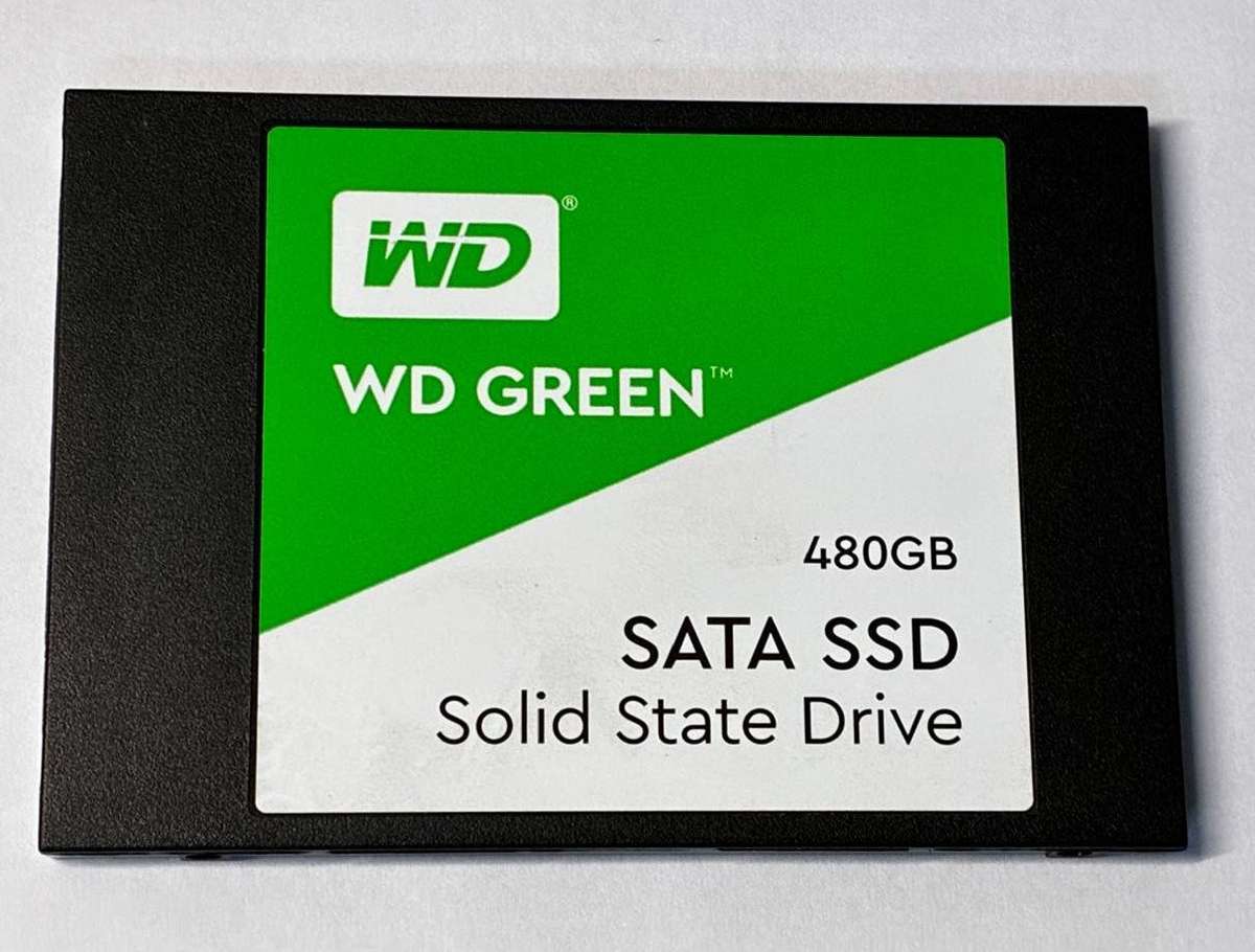 WD GREEN 480GB SATA 2.5 SSD *ONLY 48 DAYS POWER ON TIME*