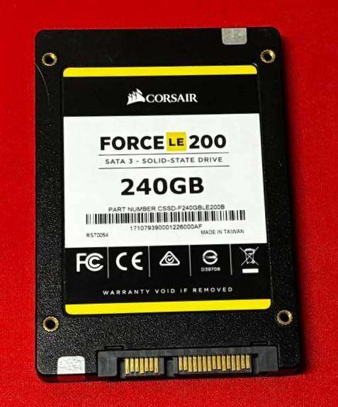 CORSAIR FORCE LE 200 240GB SATA 2.5 SSD *ONLY 192 DAYS POWER ON TIME*