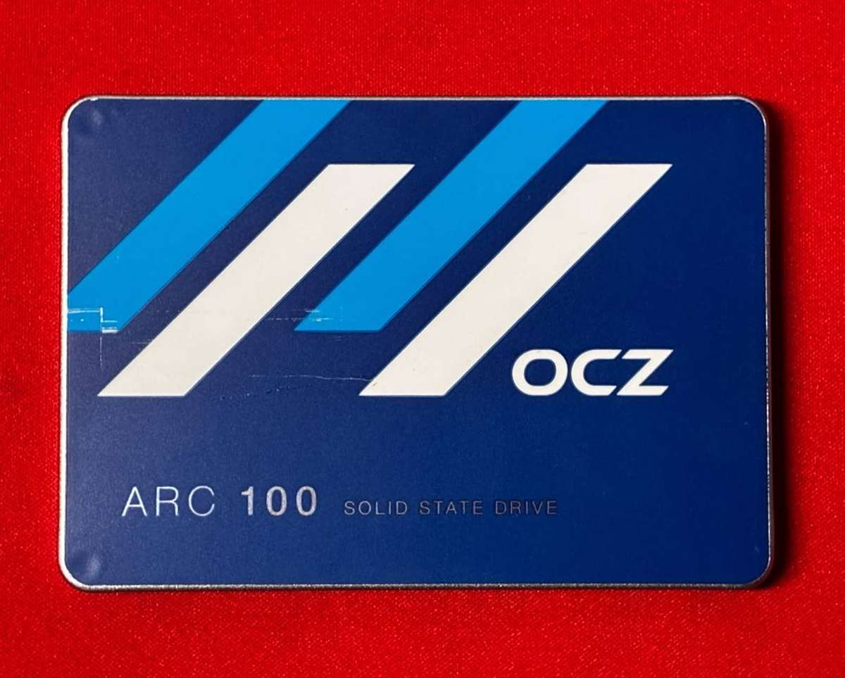 OCZ 240GB 2.5 SSD *READ FULL DESCRIPTION*