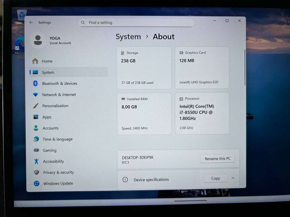 Lenovo Yoga 720-13IKB Core i7 8th Gen Laptop