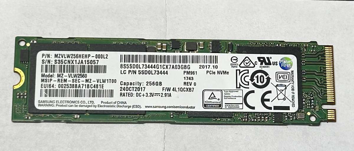 Samsung 256GB m.2 2280 NVMe SSD