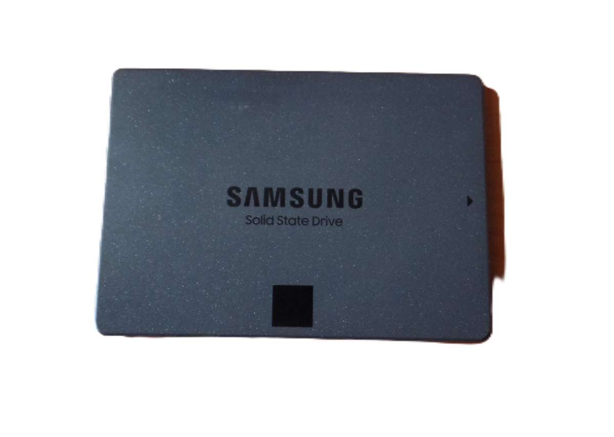 SAMSUNG 1TB 870 QVO QLC V-NAND 2.5" Laptop SSD