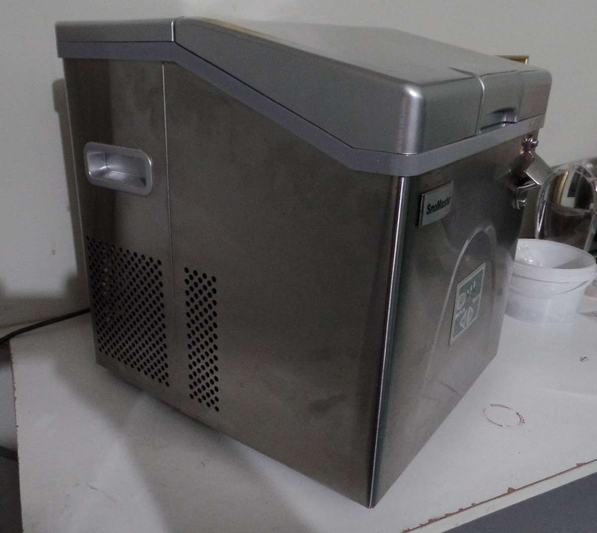 SnoMaster ZBC-20 kg Ice Maker *COLLECTION ONLY*