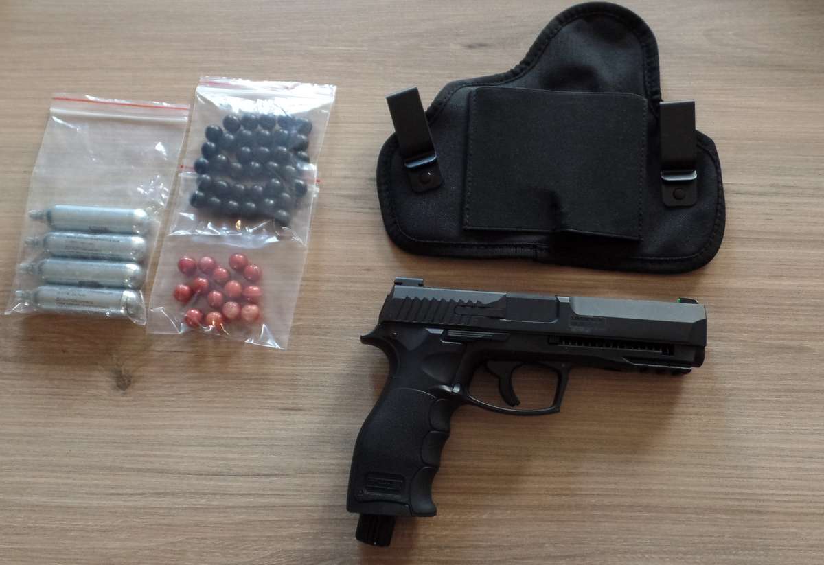 Umarex HDP 50 T4E Home Defence Pistol *INCLUDES HOLSTER*