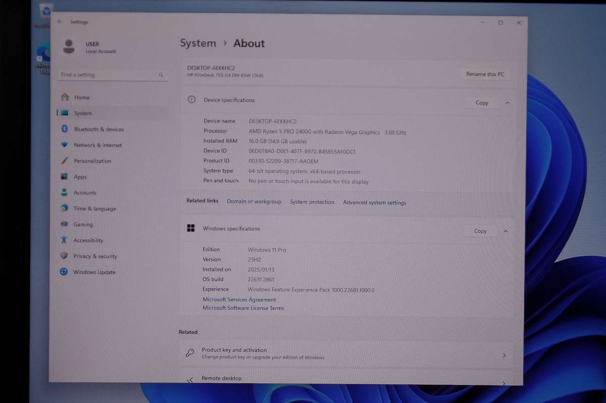 HP EliteDesk 705 G4 Desktop Mini AMD Ryzen 5 Pro 2400 256GB SSD 16GB RAM