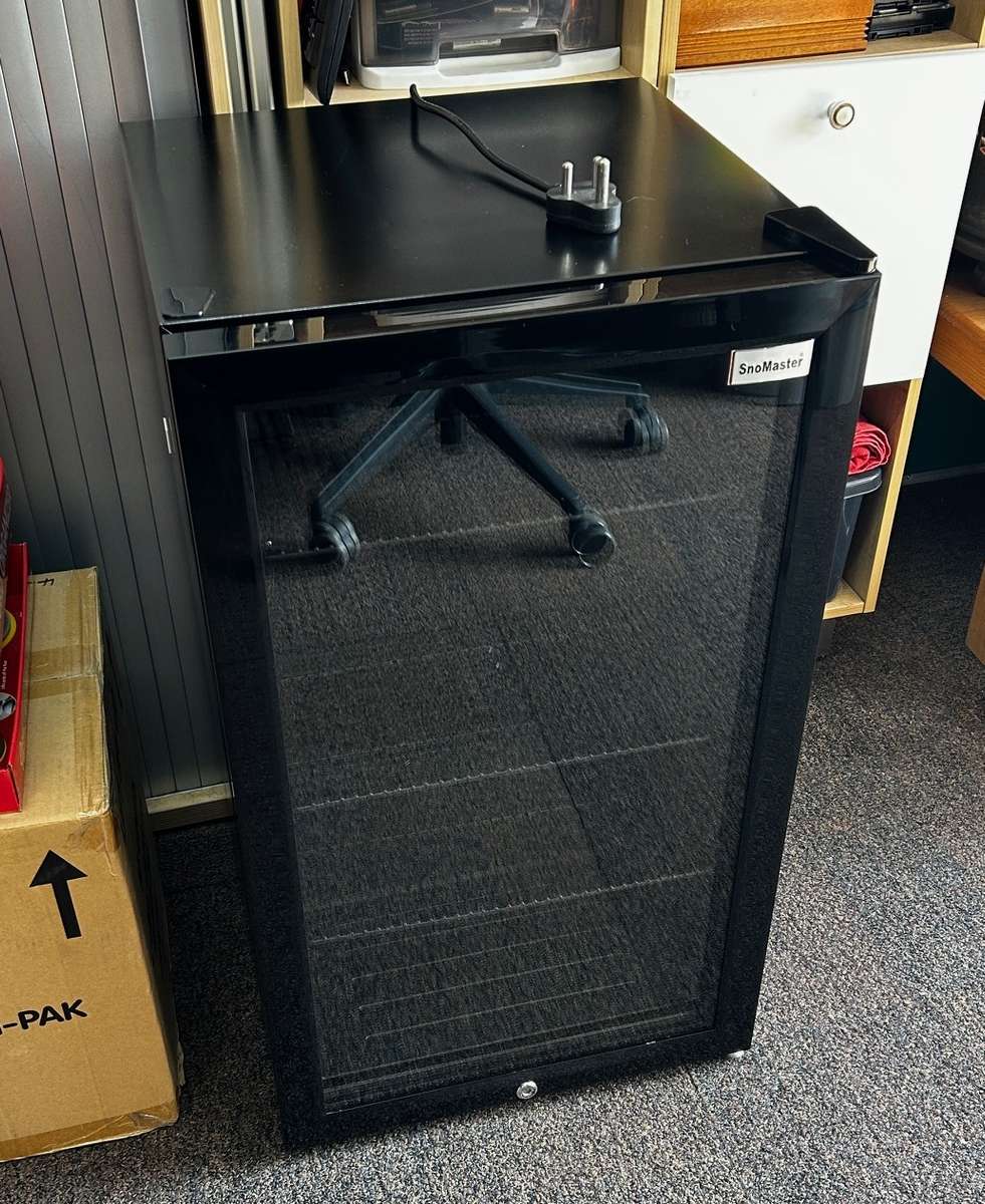 SnoMaster SM-100 Beverage Cooler *COLLECTION ONLY - FREE DELIVERY PTA, CENT, MIDRAND*