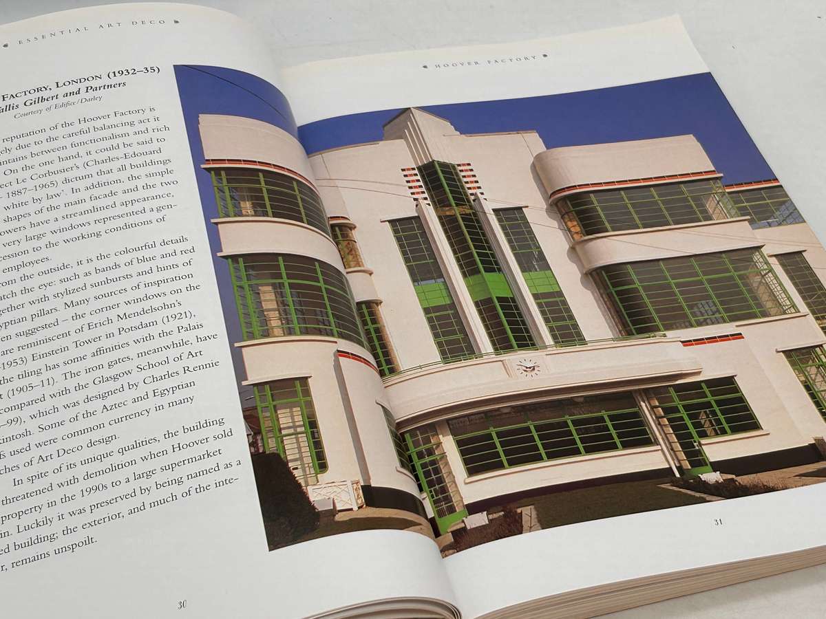 Essential Art Deco by Iain Zaczek