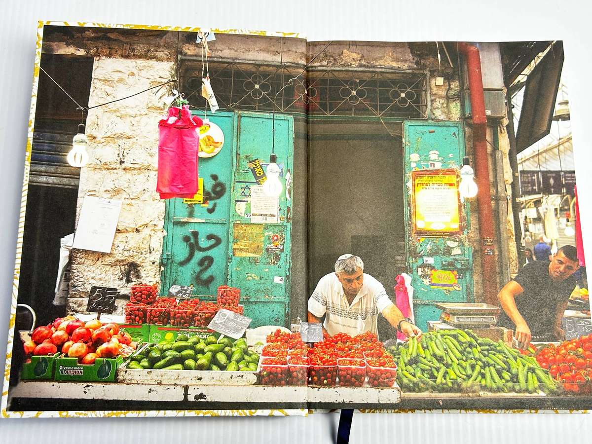 Jerusalem: A Cookbook by Yotam Ottolenghi and Sami Tamimi
