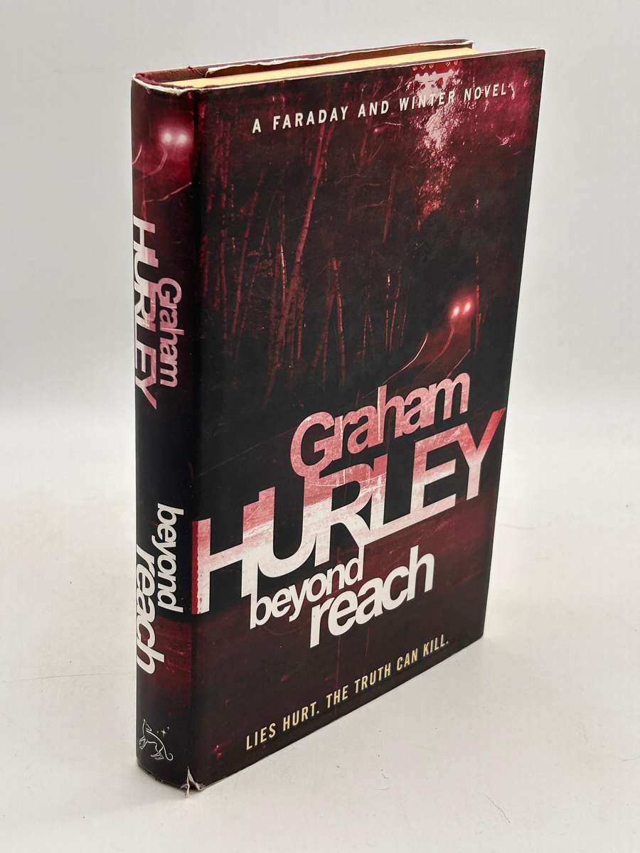 Beyond Reach by Graham Hurley | DI Joe Faraday, #10