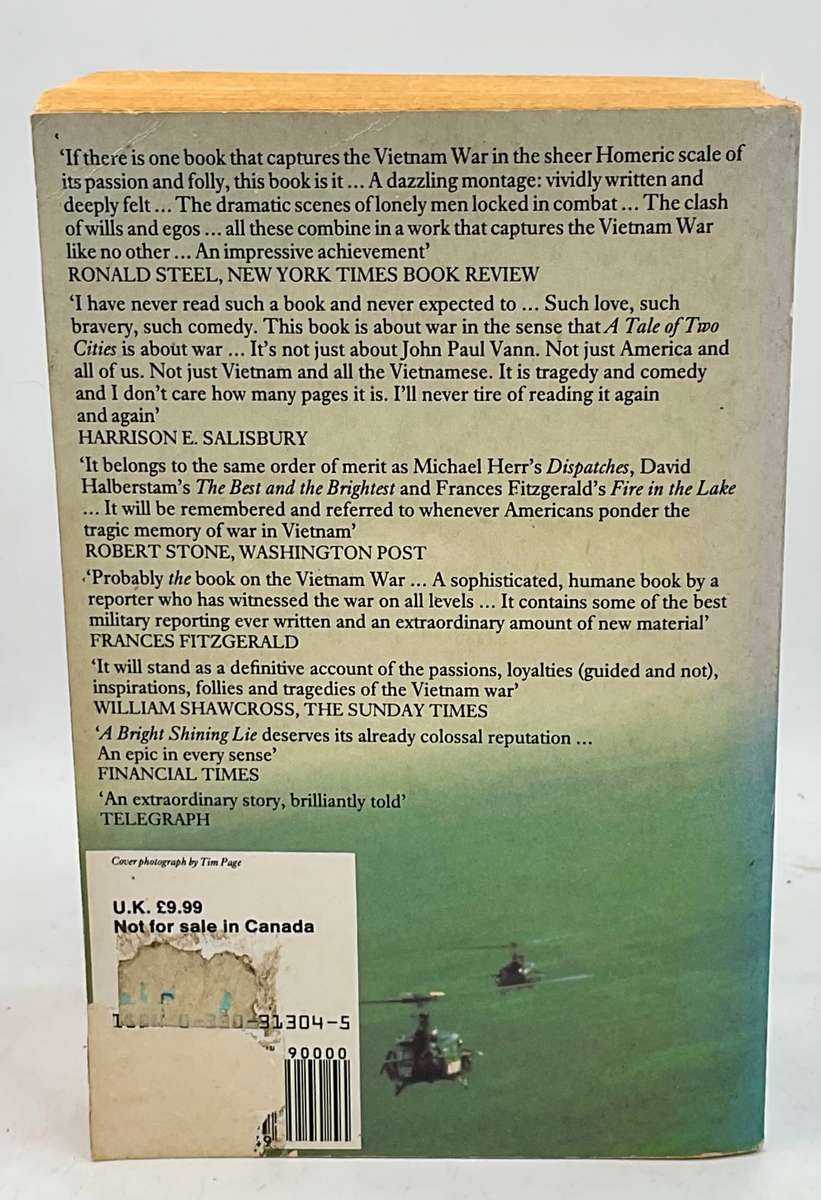 A Bright Shining Lie: John Paul Vann and America in Vietnam - Neil Sheehan