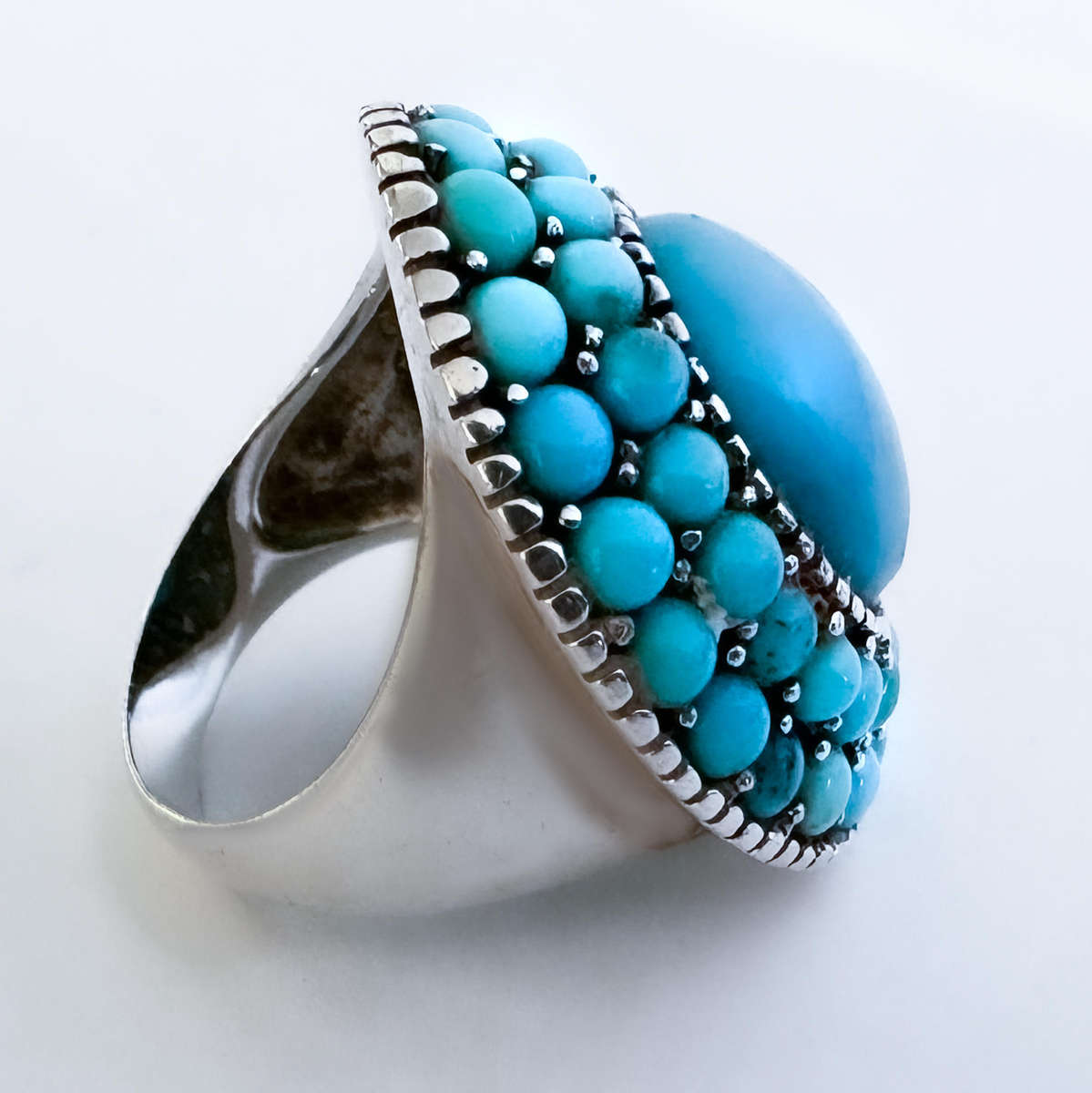 LARGE NAVAJO TURQUOISE SOLID STERLING SILVER RING - SOUTH AMERICAN