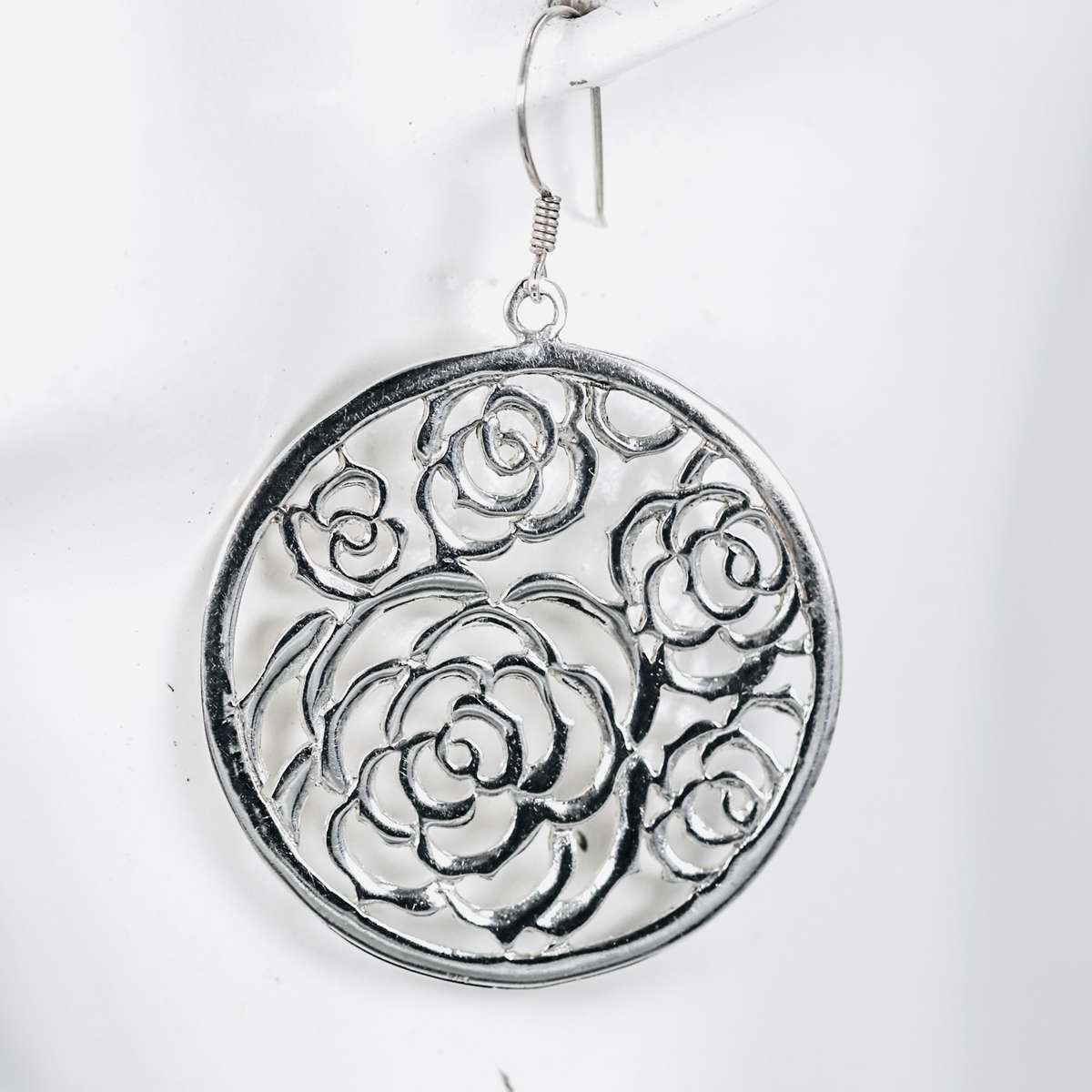 SHOWY ROSE DETAIL OPENWORK STERLING SILVER DROP & DANGLE EARRINGS. 925