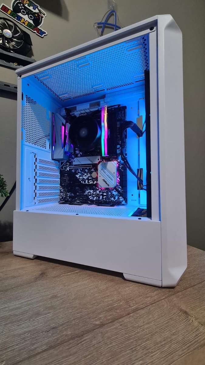 AMD Ryzen PC #WIN11 - Offers Welcome