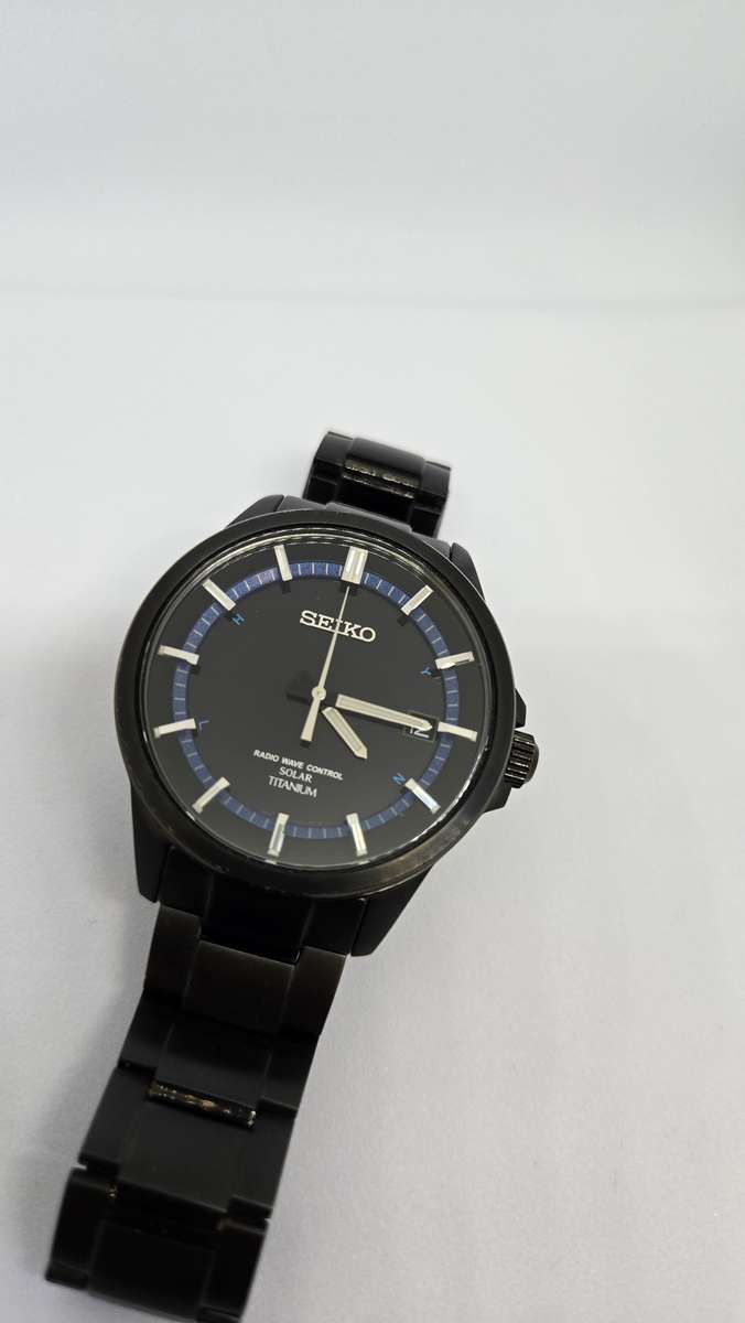 Men's Black Seiko Titanium Solar Watch (Japanese Import)