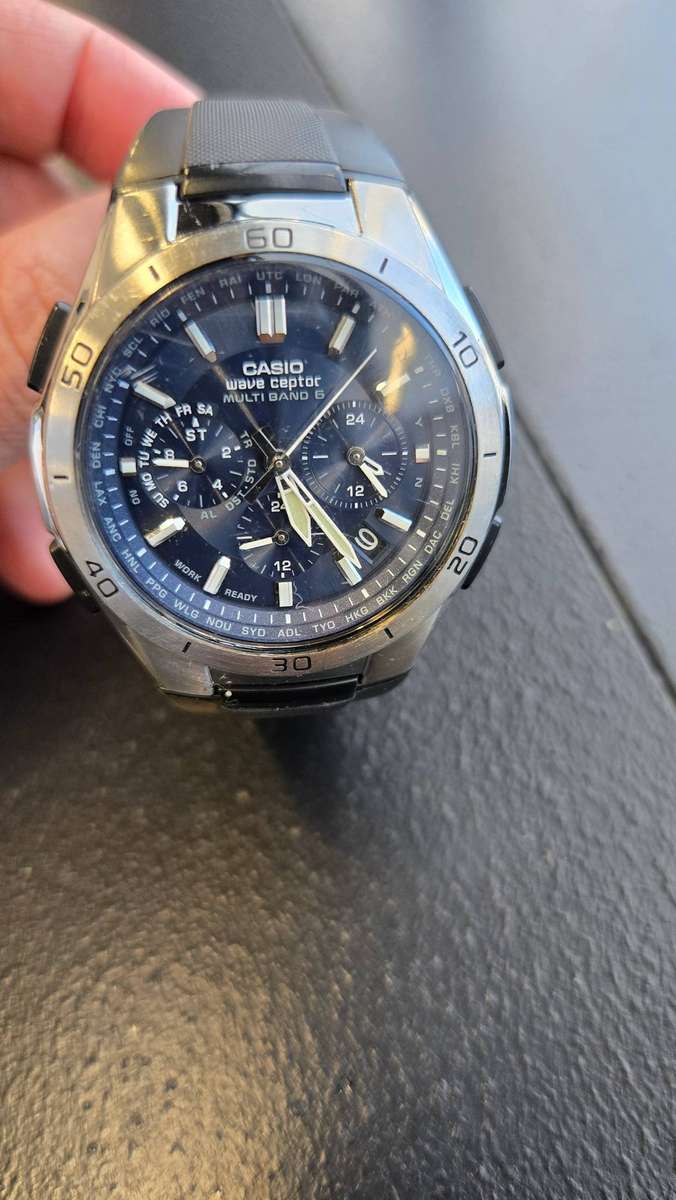 Casio Waveceptor Multiband 6 Solar Quartz watch (Japan import)