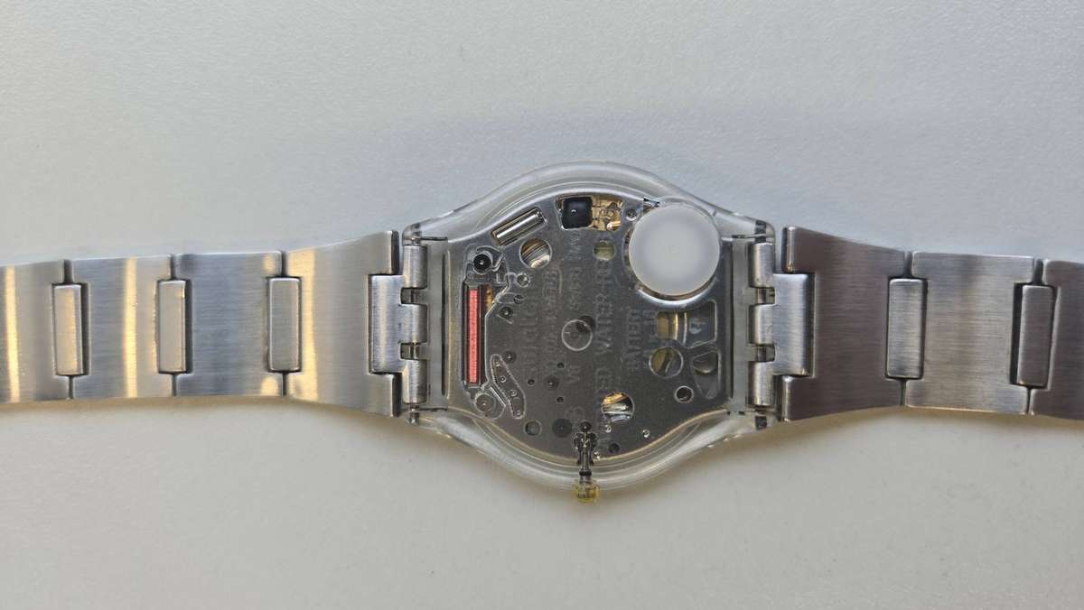 Swatch Skin Ultra thin quartz watch (Unisex)