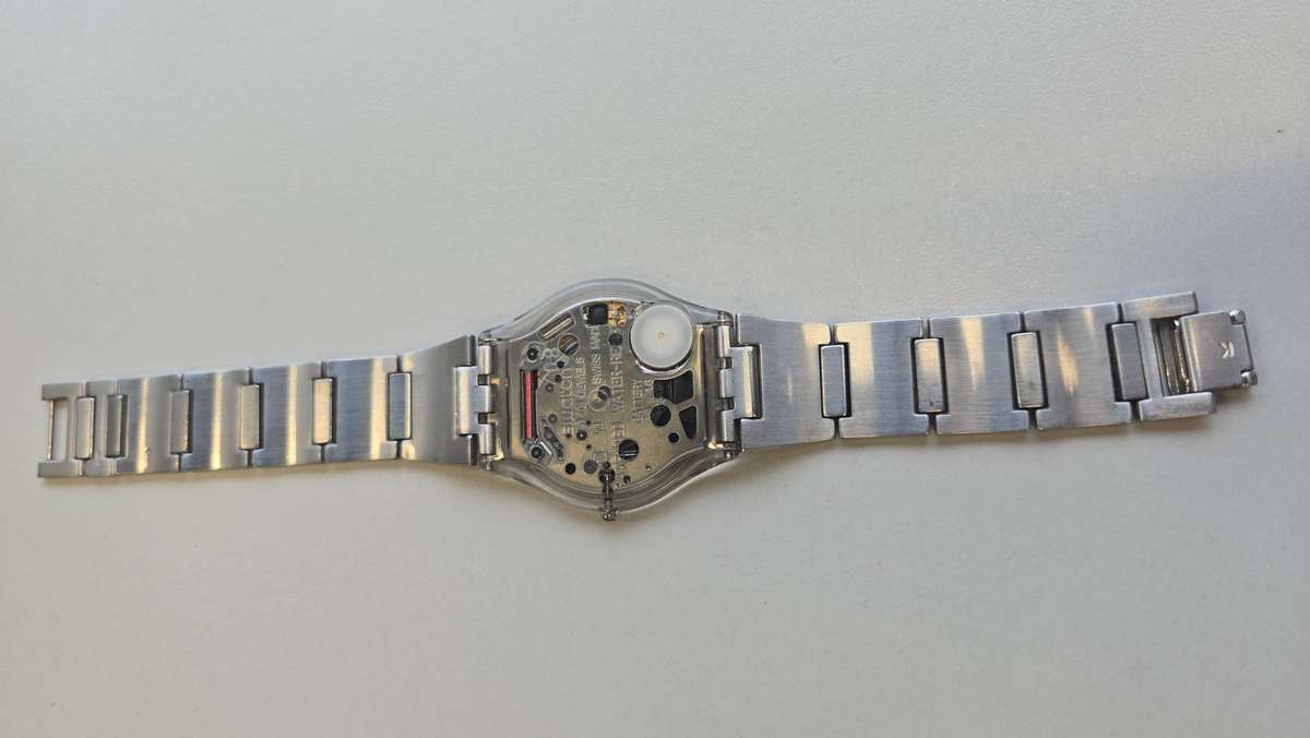 Swatch Skin Ultra thin quartz watch (Unisex)