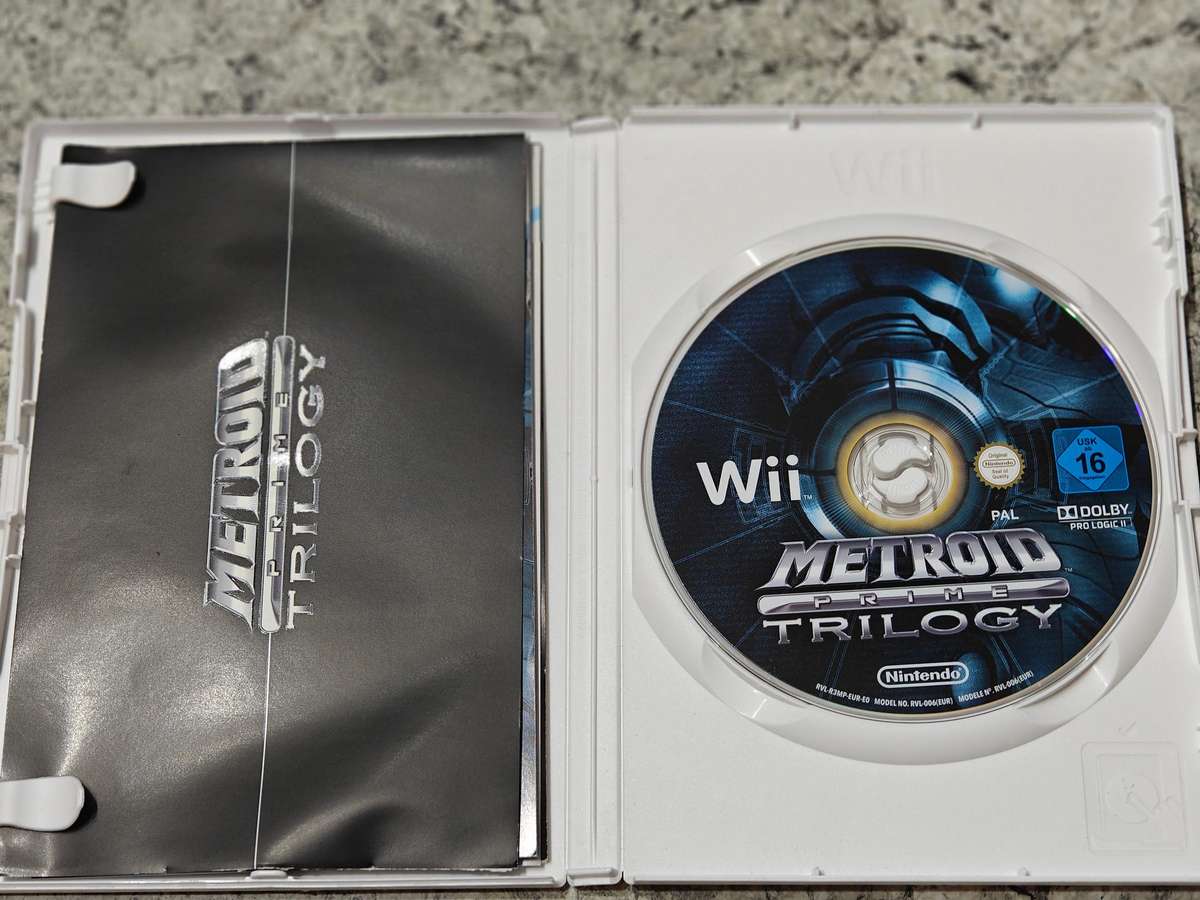Metroid Prime Trilogy Nintendo Wii Great Condition!