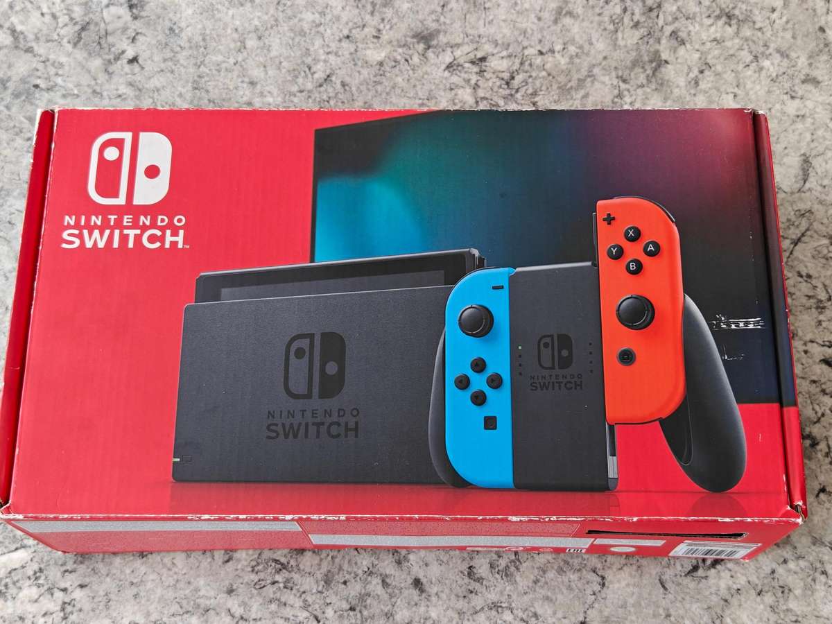 Nintendo Switch V2 Neon Blue/Neon Red Console Boxed Great Condition!